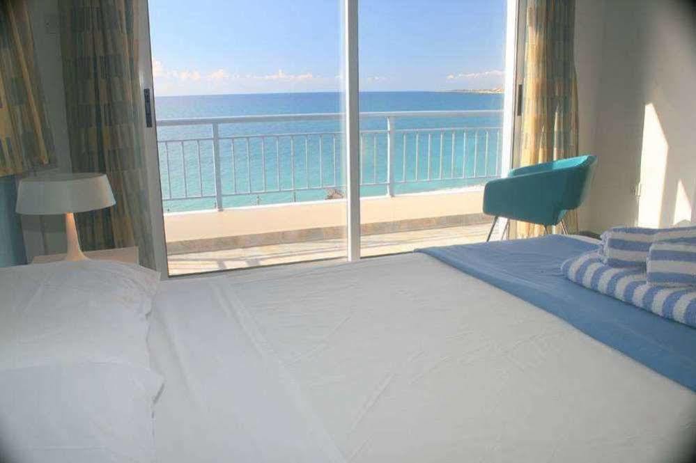 Blue Coral Beach Villas بافوس المظهر الخارجي الصورة