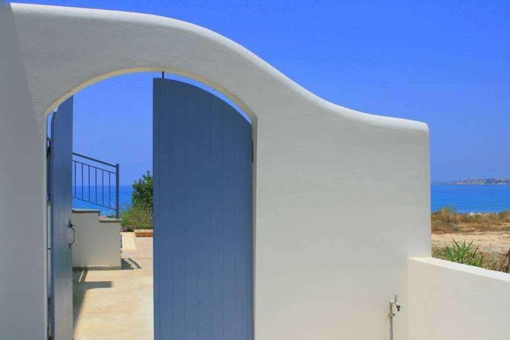Blue Coral Beach Villas بافوس المظهر الخارجي الصورة